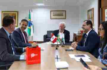 Paraná e Peru discutem parceria para fortalecer promoção do turismo